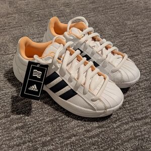 adidas gazelle silver green womens Vintage Adidas Sneakers Women's US 5.5 – dla dushy